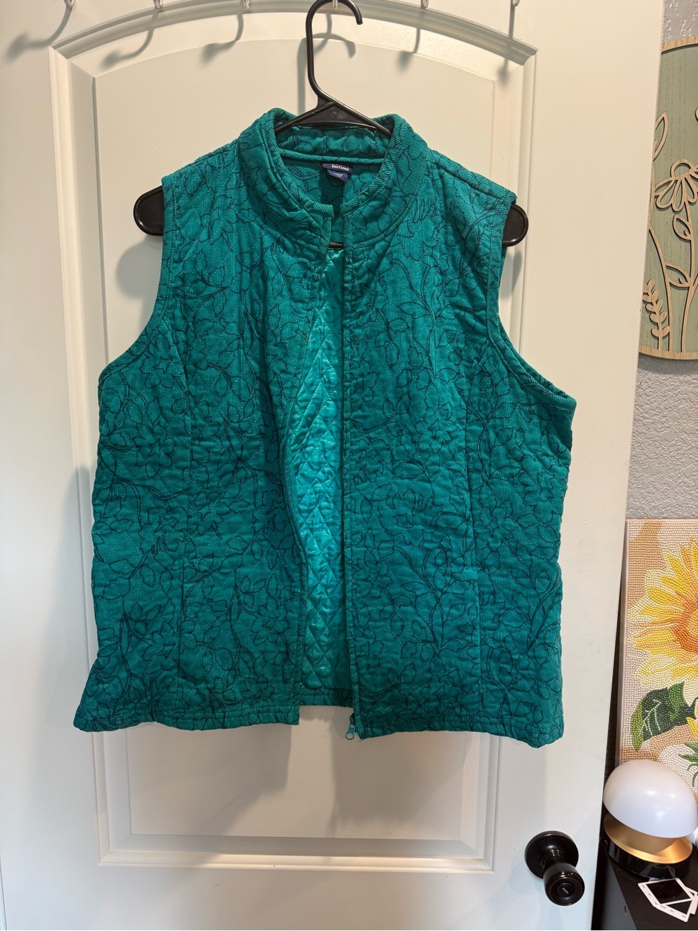 Basic Editions Teal Floral-Quilted Sleeveless Vest
